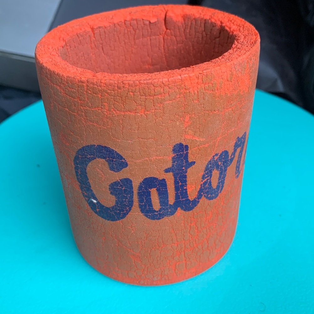Vintage University of Florida Gatos coozie